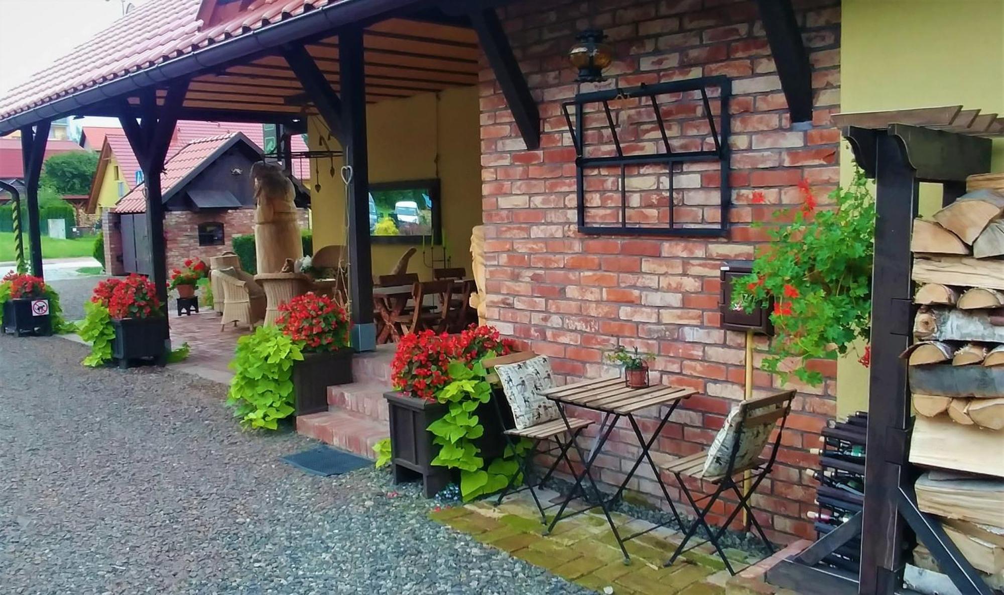 Willa Axla Z Weranda Ogrodem I Parkingiem Kudowa-Zdrój Zewnętrze zdjęcie
